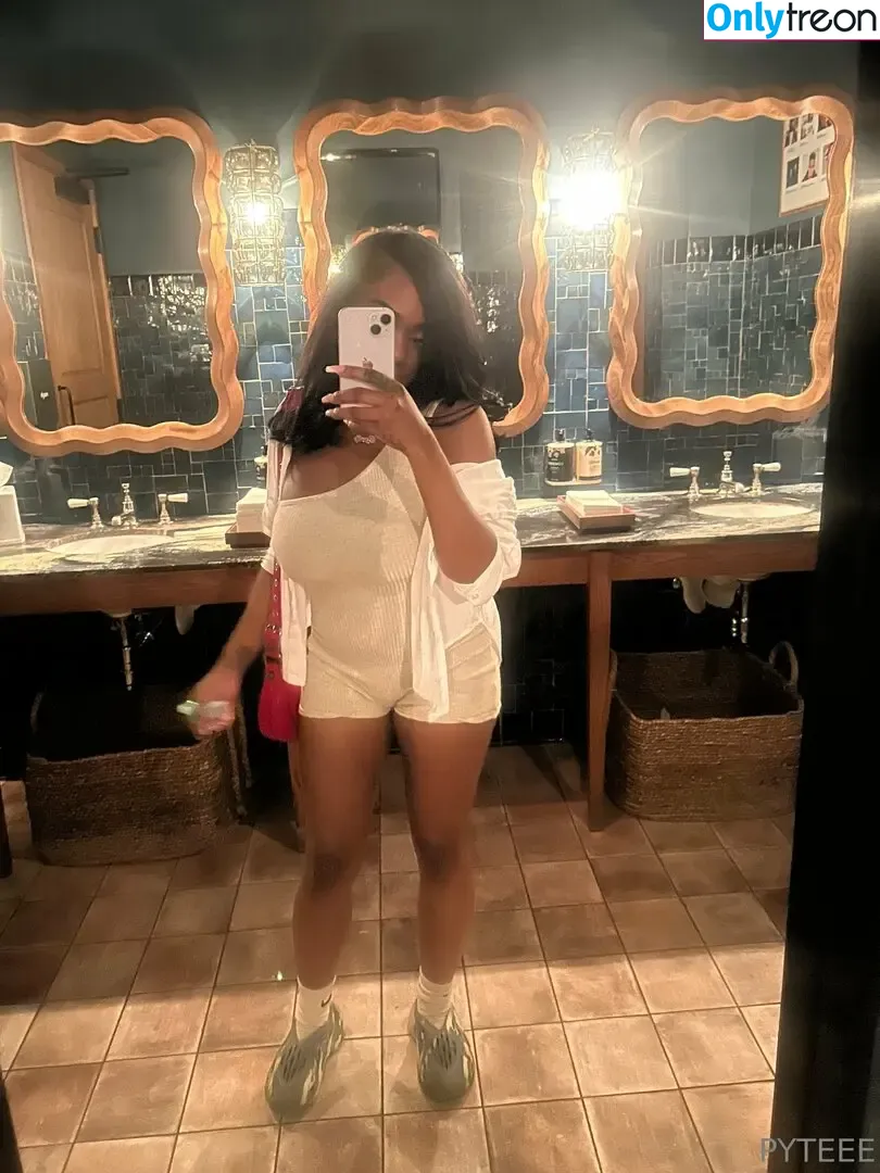 pyteee nude photo #0020 (Py.teee / Tee / pyteee1 / thepy.teee / therealpyteeee)