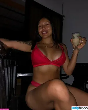 Qatecorrea / Kathecorrea / PaulinaGomez / anitaatoro_ / latinandasian nude photo #0045