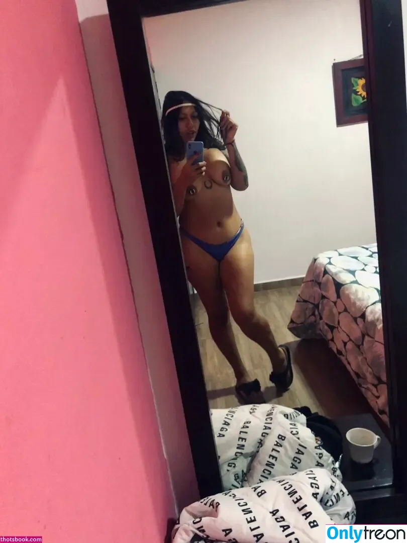 Qatecorrea nude photo #0050 (Kathecorrea / PaulinaGomez / anitaatoro_ / latinandasian)