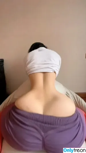 QiaoniuTT / qiaoniu_tt / 俏妞 nude photo #6181
