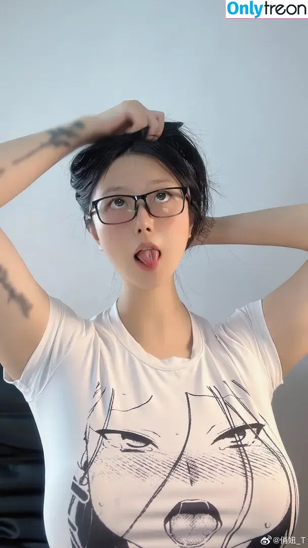 QiaoniuTT nude photo #6013 (qiaoniu_tt / 俏妞)