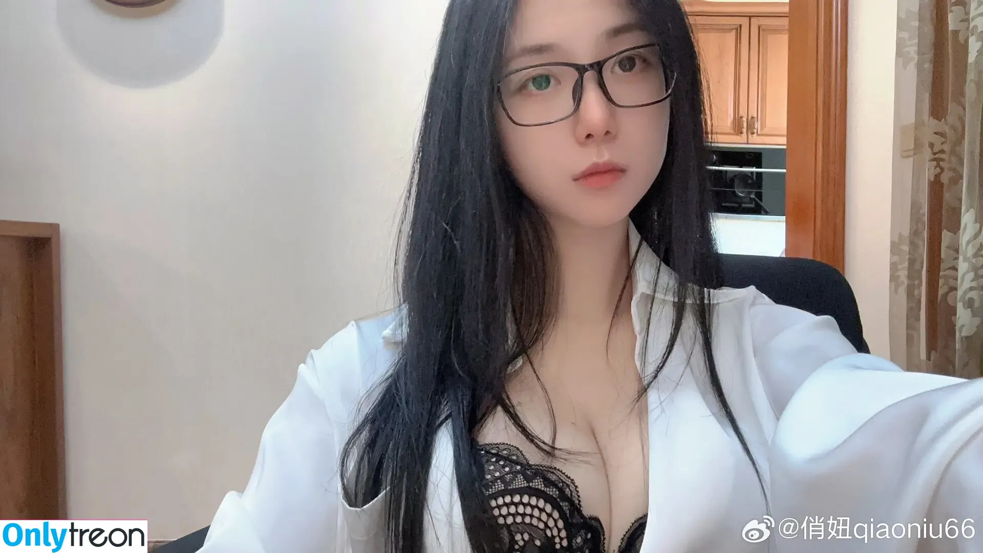 QiaoniuTT nude photo #6787 (俏妞)