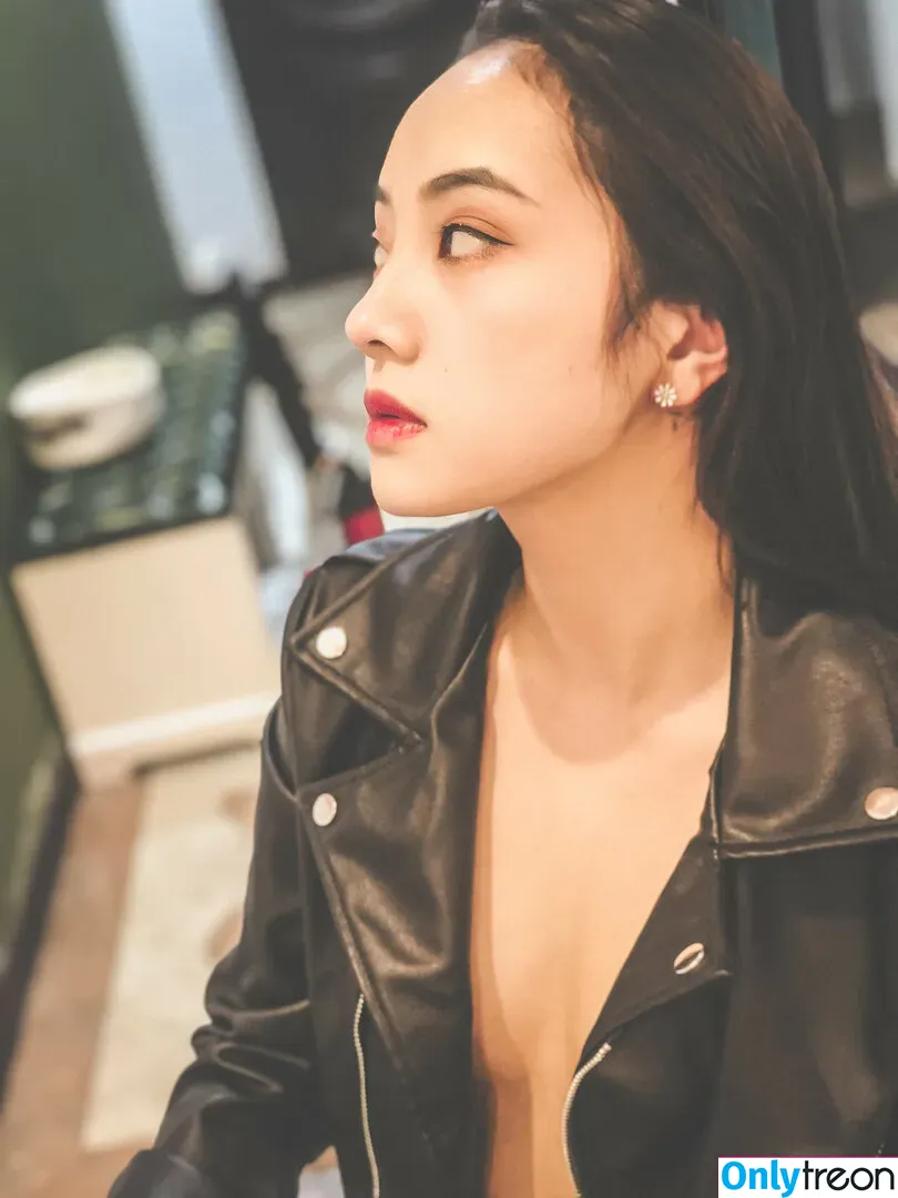 Qinweiyingjie nude photo #0088 (qinweiyingjie_)