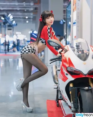 qqe_52772 / cutecaty077 / sylviachi.0707 / 喬喬兒QQE / 紀馨喬 фото голая #0027