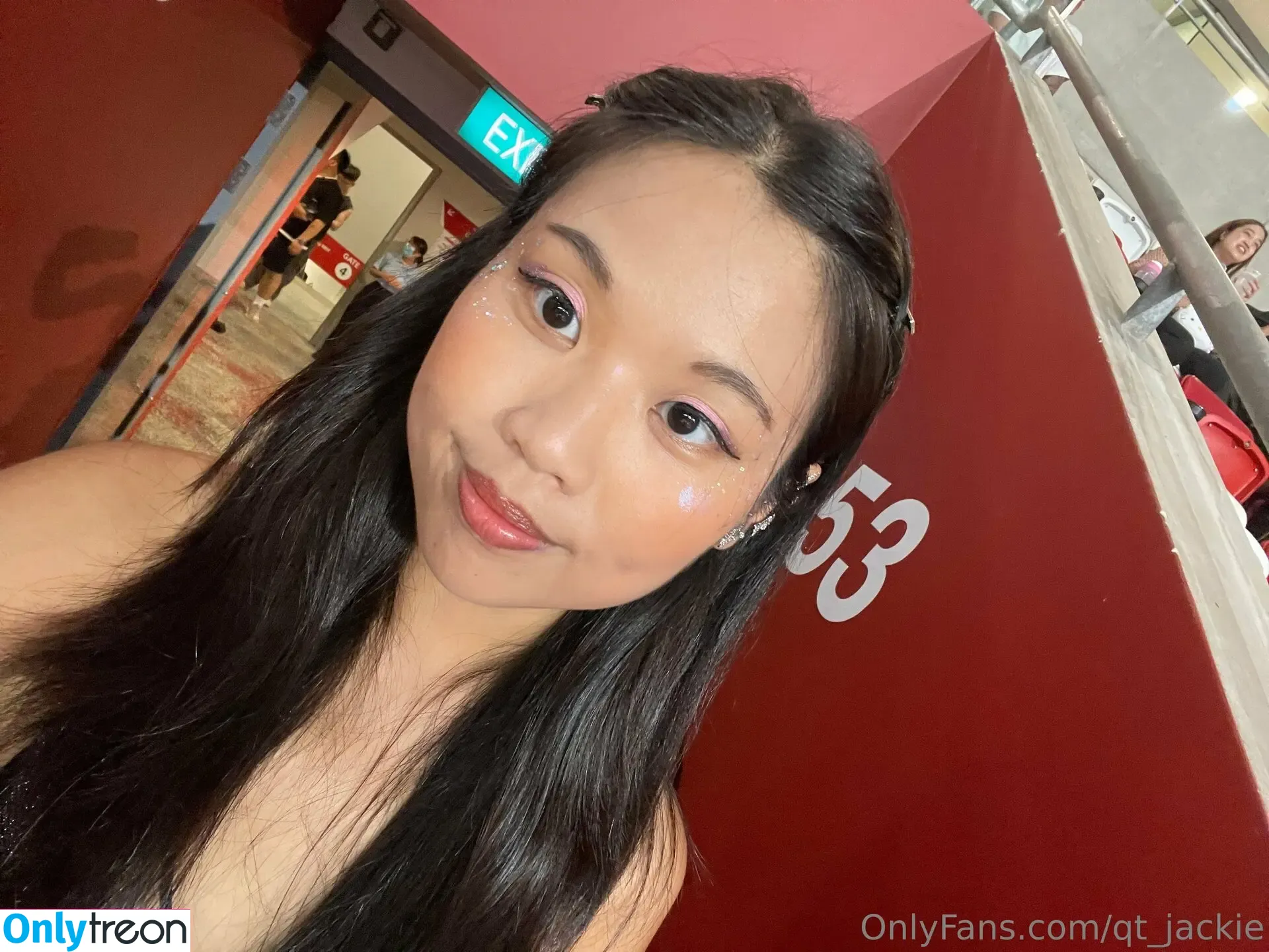 qt_jackie nude photo #0093 (qtjackie_)