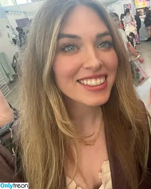 QTCinderella фото голая #0695