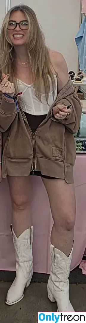 QTCinderella голая photo #0692 (QTCinderella)