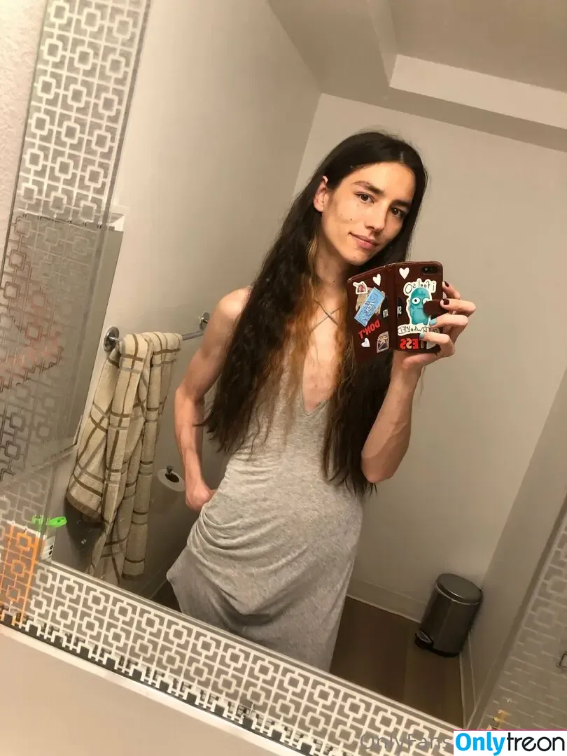 qtess nude photo #0050 (Tess)