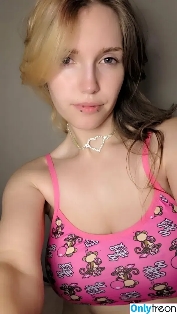 qtlux nude photo #0141 (nikki_qtlux)
