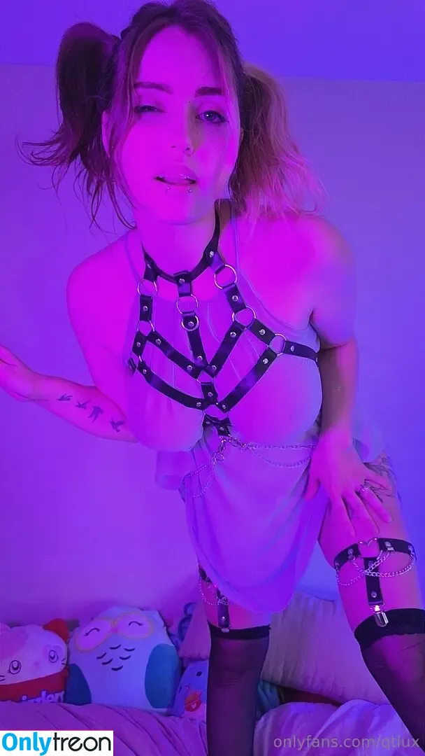 qtlux nude photo #0193 (nikki_qtlux)