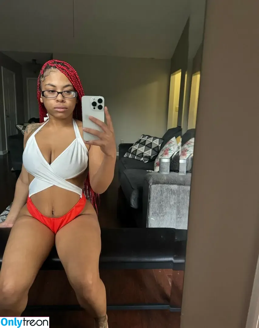 Queen.mya Tinymya nude photo #0013 (queen.mya____ / tinymya)