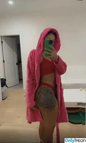 Queen Naija / queennaija nude photo #0052