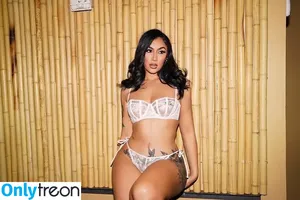 Queen Najia / queennaija nude photo #0015