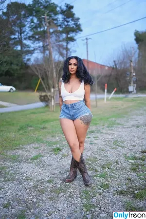 Queen Najia / queennaija nude photo #0078