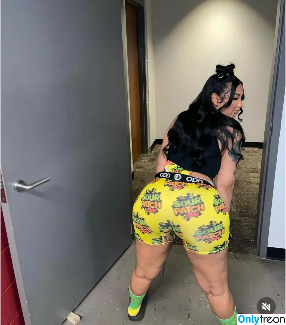 Queen Najia nude photo #0037 (queennaija)