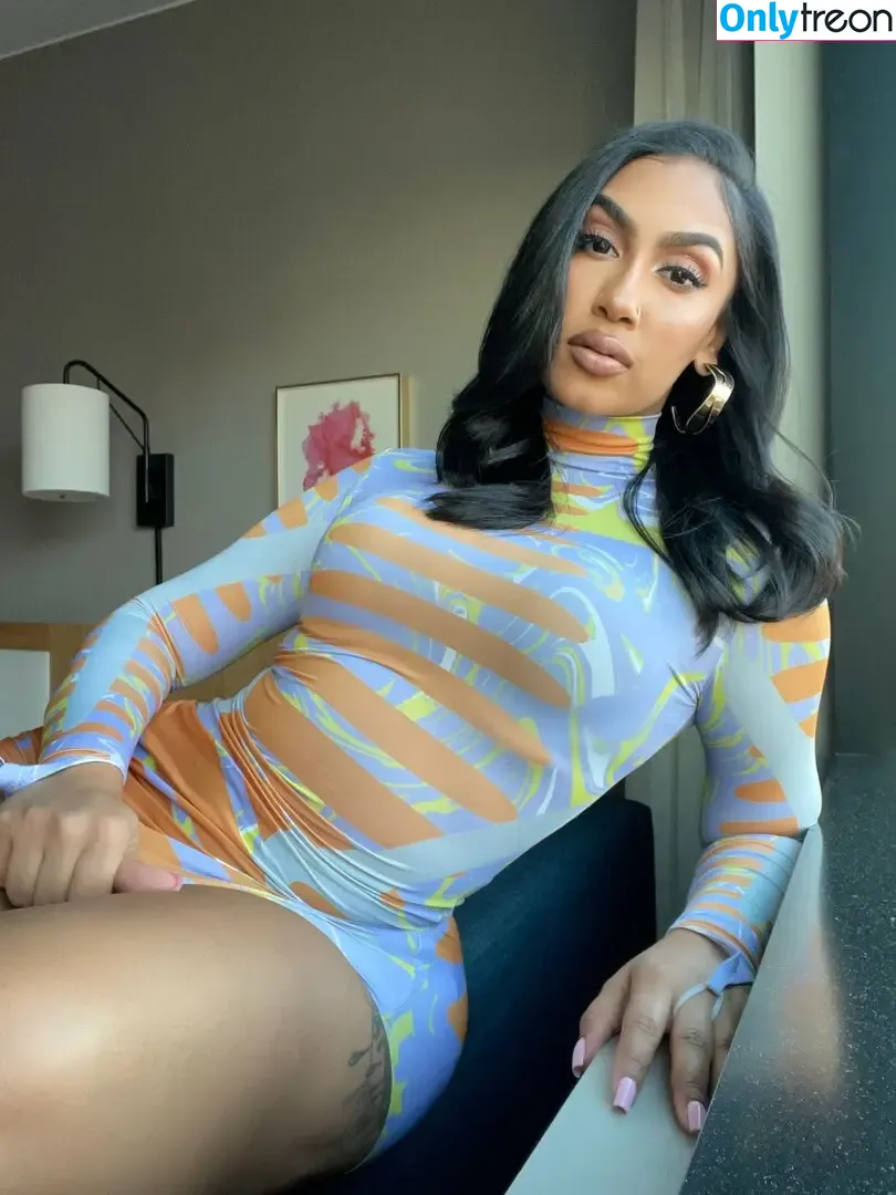 Queen Najia nude photo #0097 (queennaija)