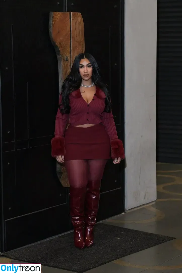 Queen Najia голая photo #0153 (queennaija)