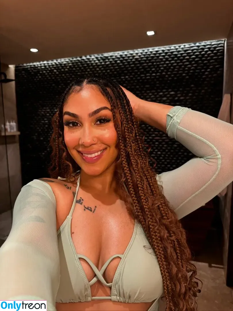 Queen Najia nude photo #0158 (queennaija)