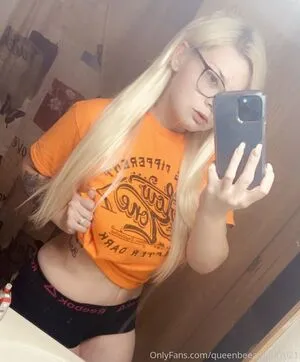 queenbeeautiful2021 / qlfjj nude photo #0024