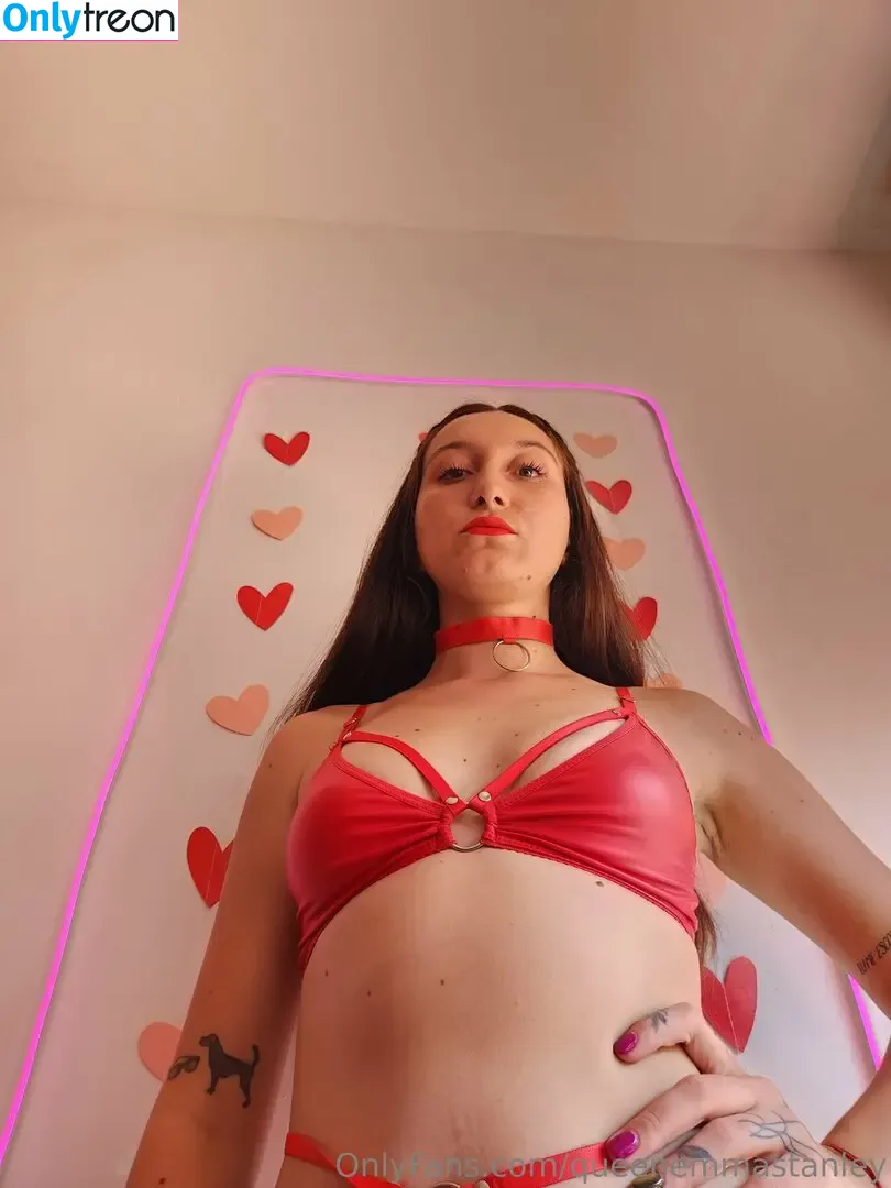 queenemmastanley nude photo #0023 (_queenempress)