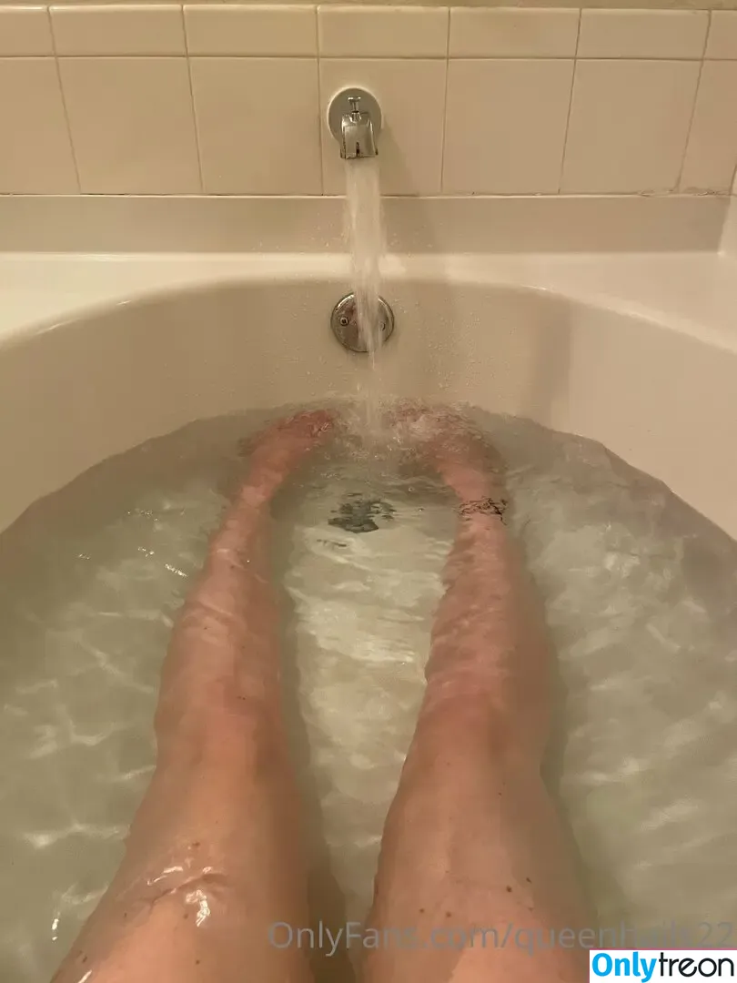 queenhails22 nude photo #0007 (queenhailey26)