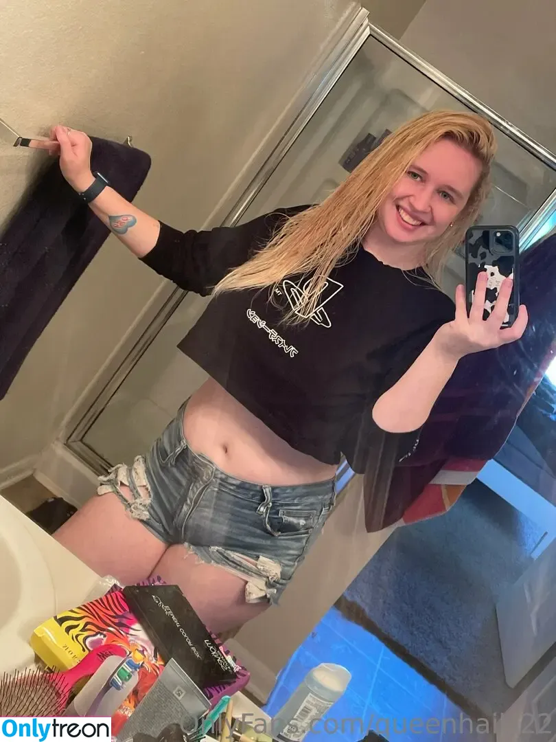 queenhails22 nude photo #0010 (queenhailey26)