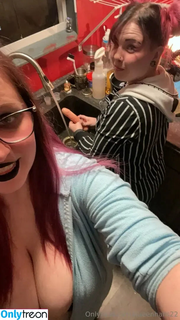 queenhails22 nude photo #0021 (queenhailey26)