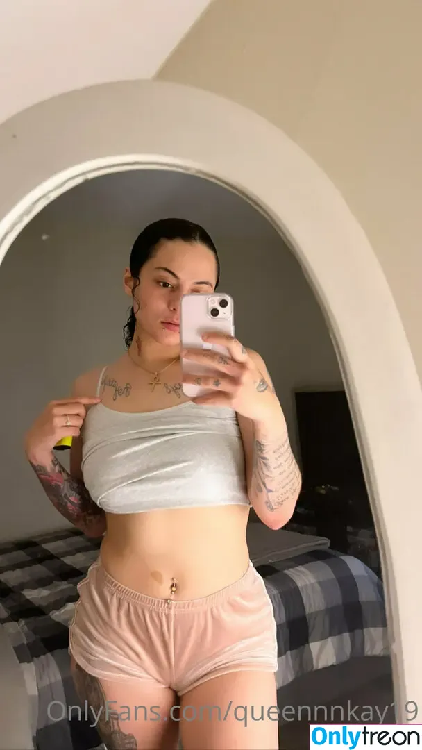 queennnkay19 nude photo #0026 (queennnkay)