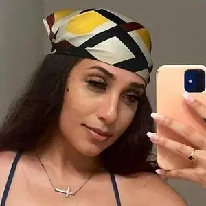 Queenouid / mscaridadlee nude photo #0002