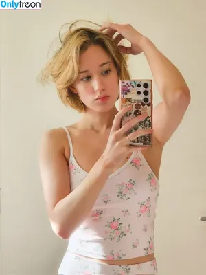 QueenTofu / babytofu / tofu_games nude photo #0470