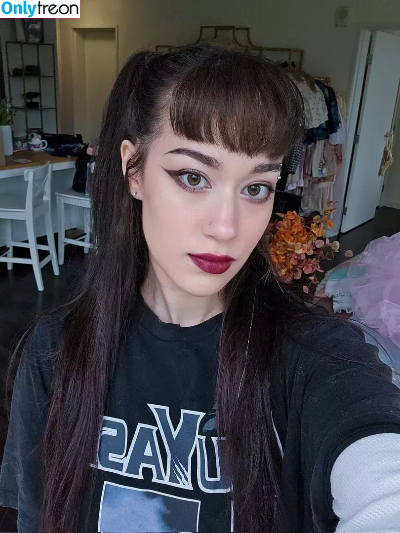 QueenTofu голая photo #0191 (babytofu / tofu_games)