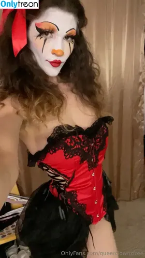 queerclownzfree / queer.clownz nude photo #0007
