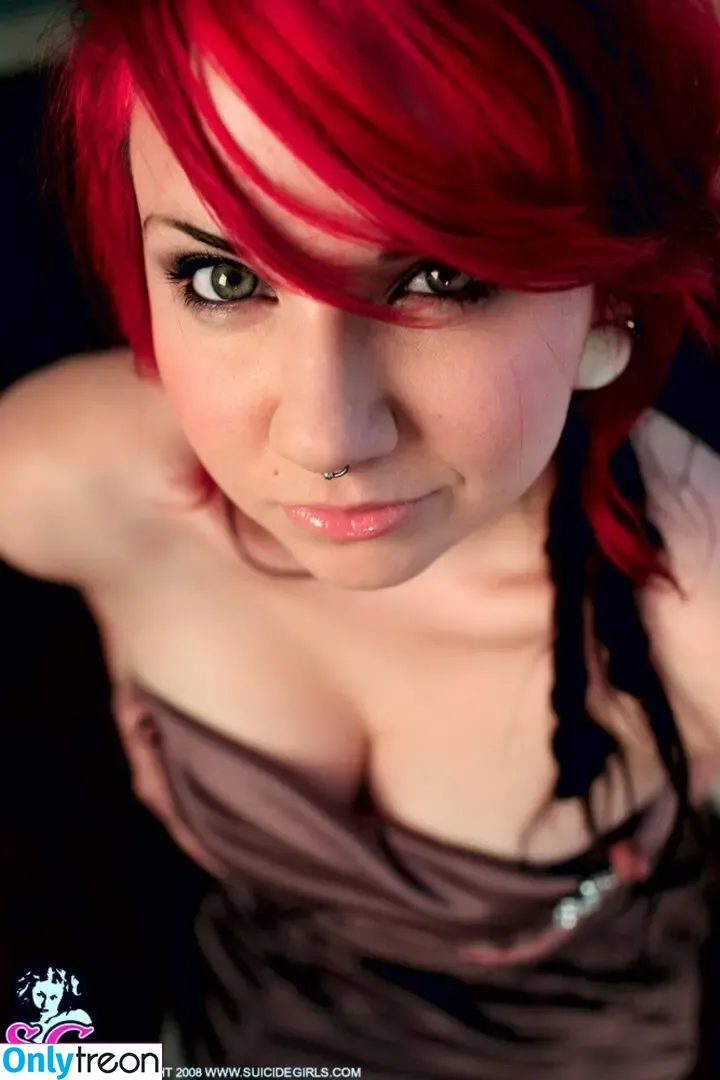 Quinne голая photo #0985 (quin.night / quinne_germain)