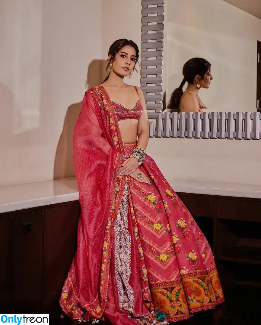 Raashii Khanna nude photo #0010 (raashiikhanna)