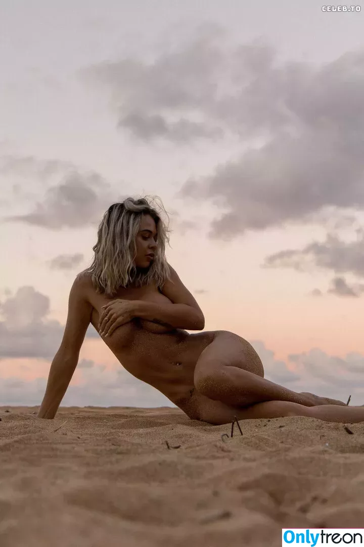 Rachel Anne Rayy nude photo #0199 (freyaannerayy / rayyso_)