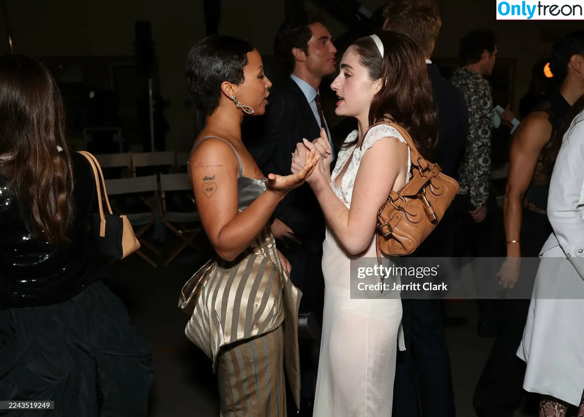 Rachel Anne Sennott голая photo #0886 (treaclychild)