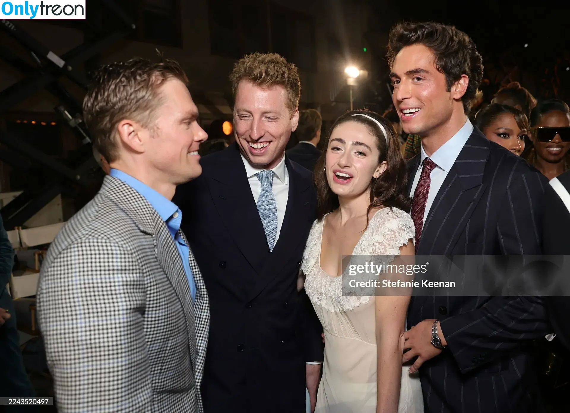 Rachel Anne Sennott голая photo #0888 (treaclychild)