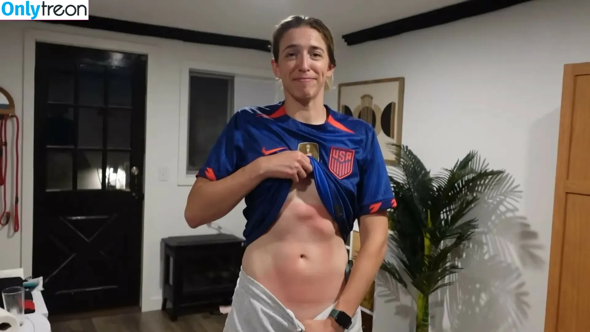 Rachel Ballinger nude photo #0010 (missrballer)