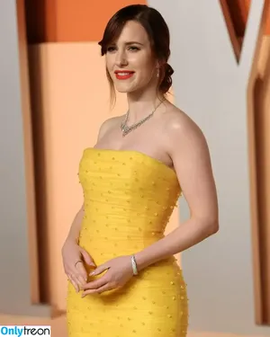 Rachel Brosnahan / Marvelous Mrs. Maisel / rachelbrosnahan nude photo #0550