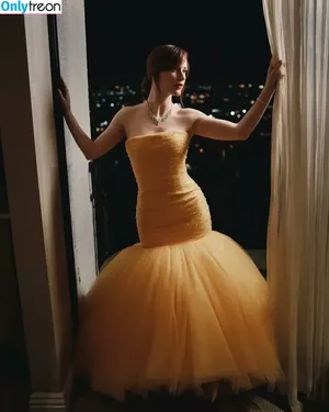 Rachel Brosnahan / Marvelous Mrs. Maisel / rachelbrosnahan nude photo #0609