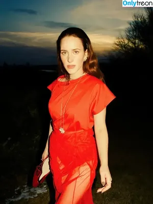 Rachel Brosnahan / Marvelous Mrs. Maisel / rachelbrosnahan nude photo #0619
