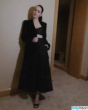 Rachel Brosnahan / Marvelous Mrs. Maisel / rachelbrosnahan фото голая #0659