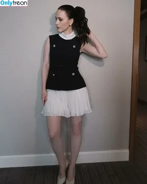 Rachel Brosnahan / Marvelous Mrs. Maisel / rachelbrosnahan фото голая #0671