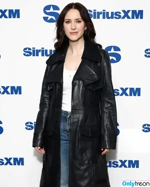 Rachel Brosnahan / Marvelous Mrs. Maisel / rachelbrosnahan фото голая #0675