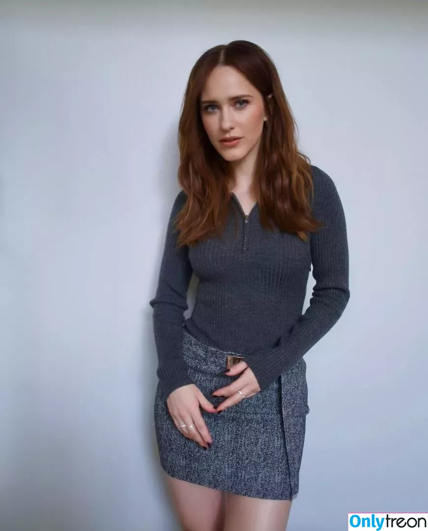 Rachel Brosnahan nude photo #0379 (Marvelous Mrs. Maisel / rachelbrosnahan)