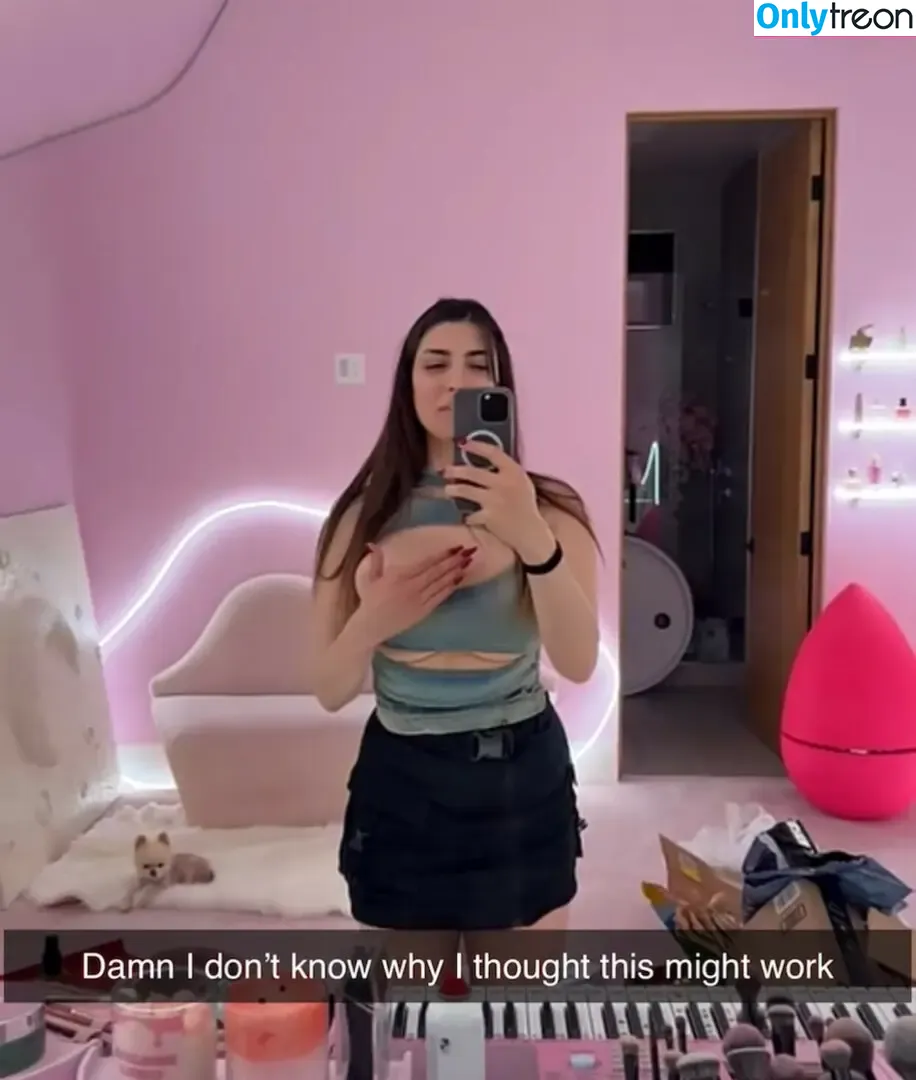 Rachel Levin nude photo #0004 (RclBeauty101)
