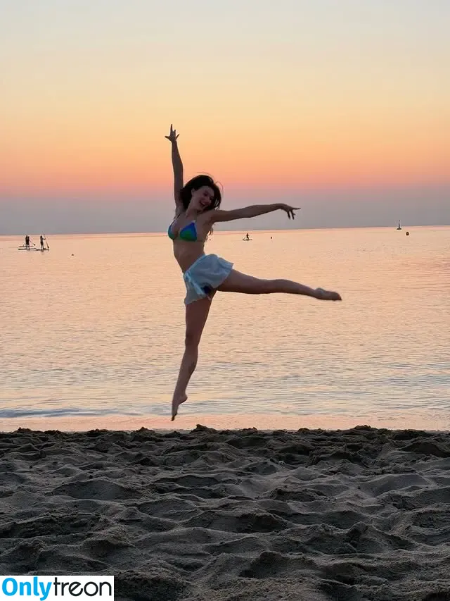 Rachel Pizzolato nude photo #1598 (Beautyandbrainswithatwist - / beautyandbrainswithatwist / biancasotelo14 / braintwist2112)