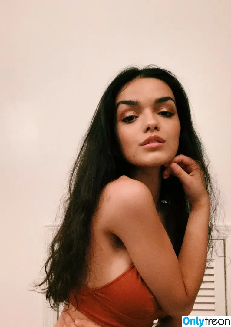 Rachel Zegler голая photo #1067 (rachelzegler / rachmariexoxo)