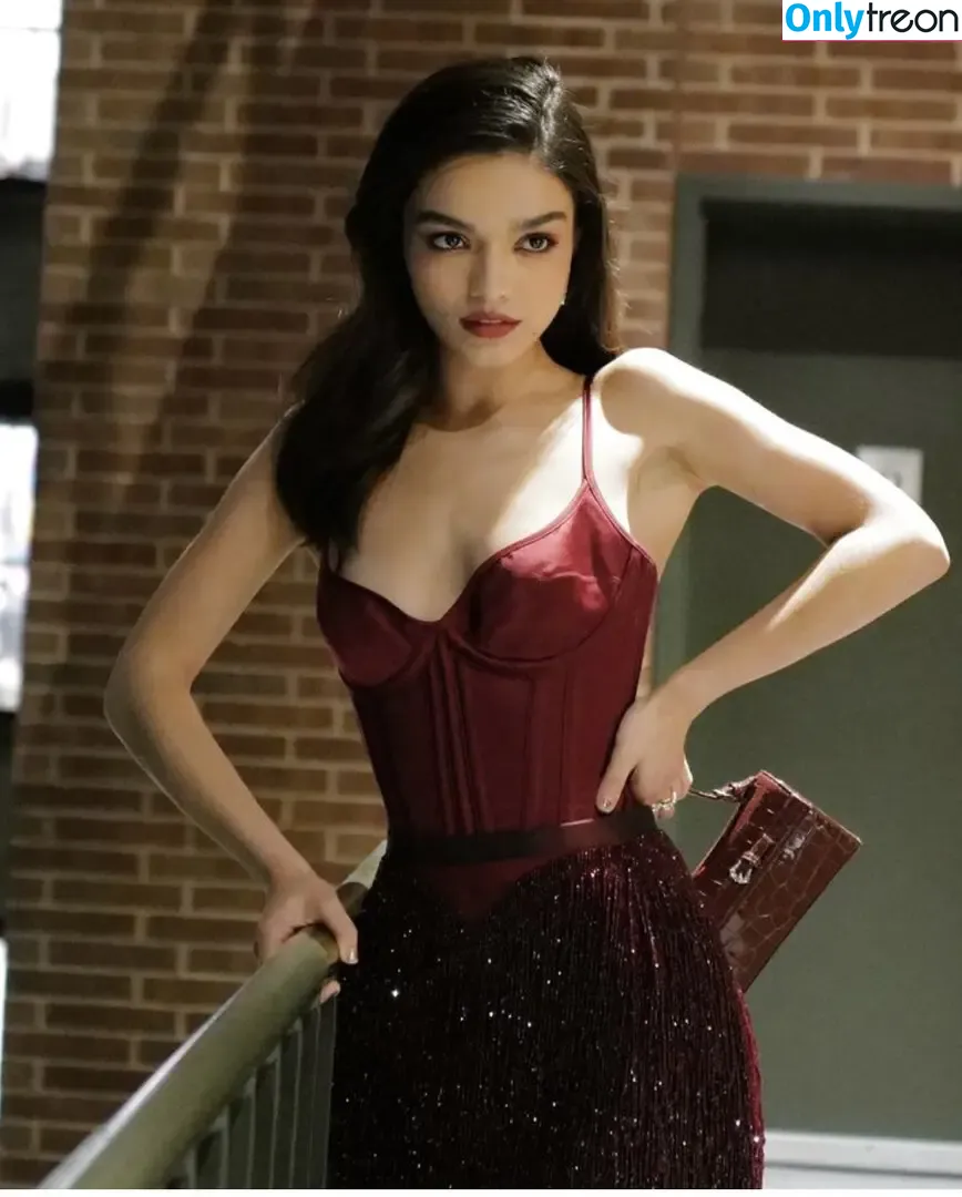 Rachel Zegler голая photo #1303 (rachelzegler / rachmariexoxo)