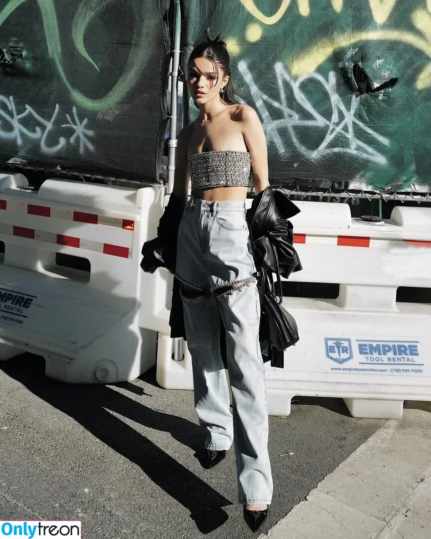Rachel Zegler голая photo #1325 (rachelzegler / rachmariexoxo)